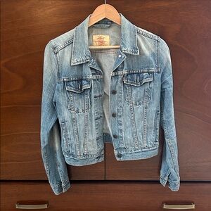 Levi's Classic Blue Denim Jacket